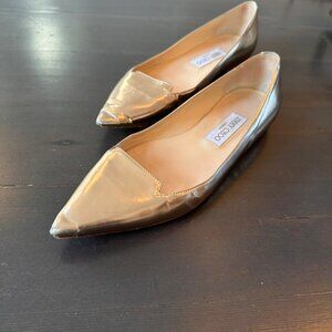 Jimmy Choo Metallic Gold Leather Pointed Toe Flats ✨ Size 38 1/2 Attila Ballet